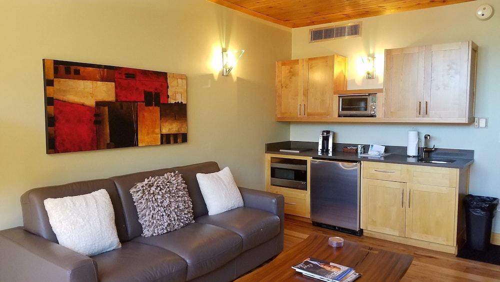 Ice House Suites and Condominiums photo 4