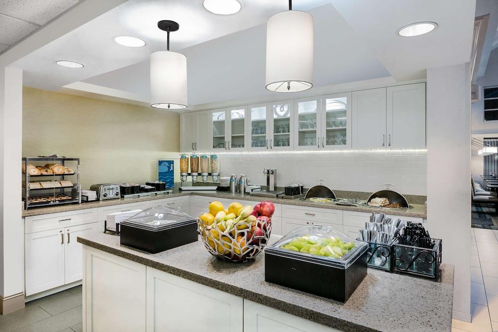 Homewood Suites by Hilton Phoenix - Metro Center photo 6