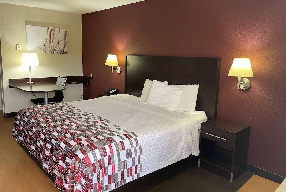Travelodge by Wyndham Holland/Toledo photo 10