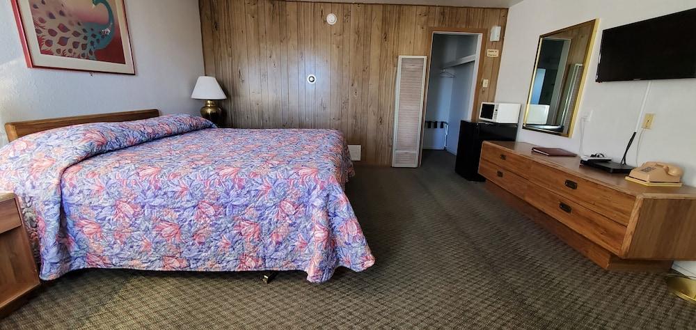 Budget Inn photo 24