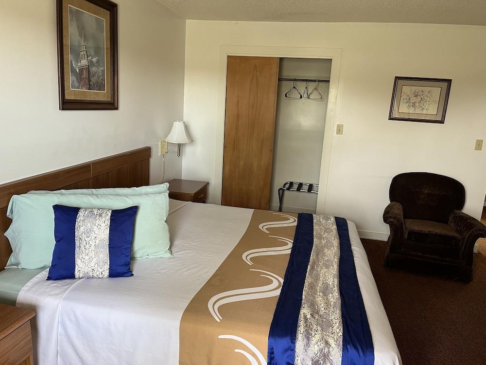 Sudbury Court Motel and RV Park photo 14