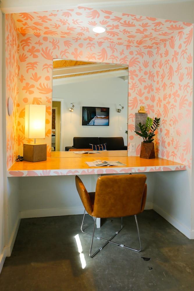 The Hotel Palms photo 12
