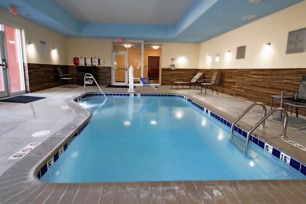 Fairfield Inn & Suites by Marriott London photo 16