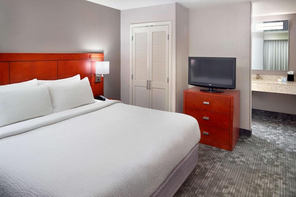 Sonesta Select Atlanta Airport photo 7