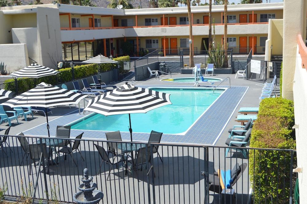 Musicland Hotel photo 6
