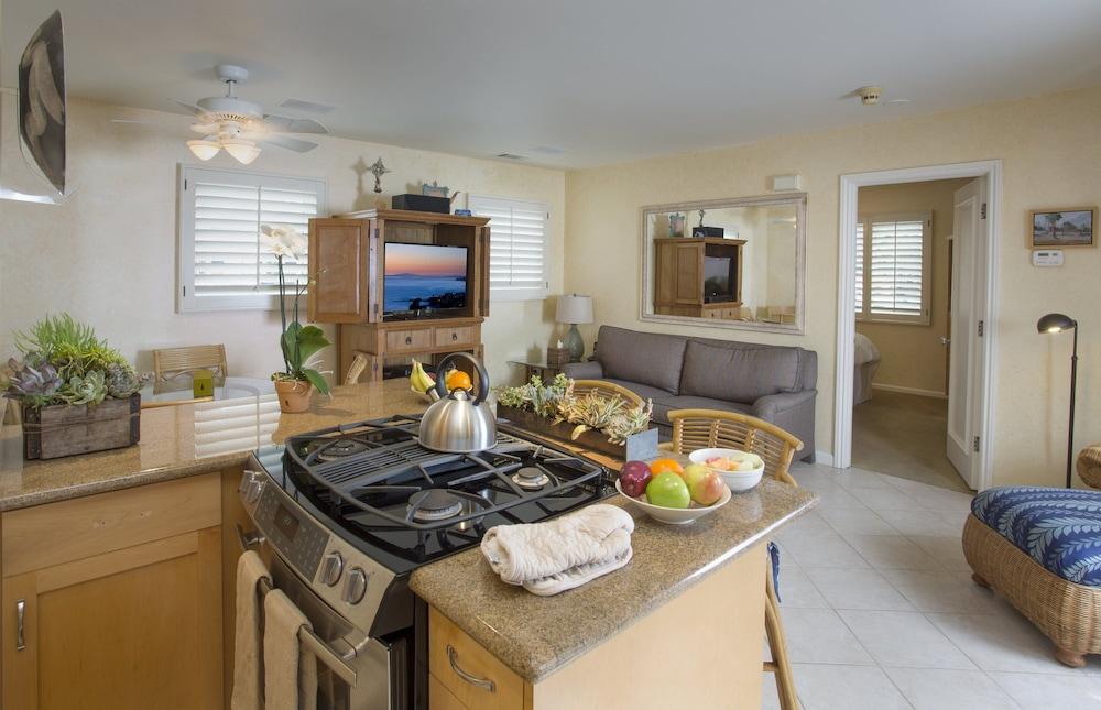 Sunset Cove Villas in Laguna Beach photo 27
