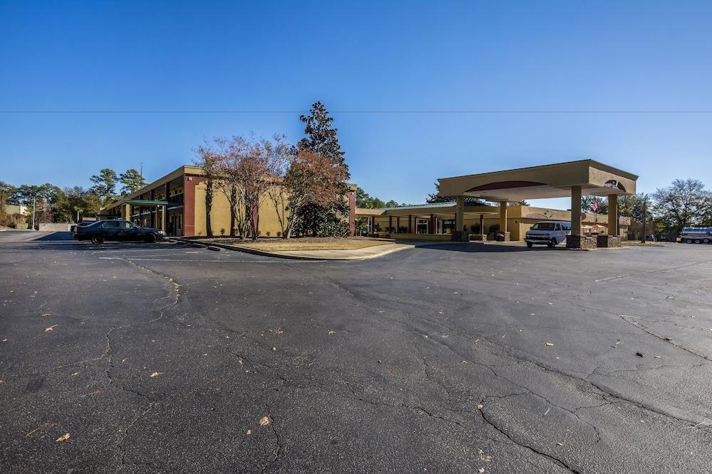 Clarion Inn Columbia Airport — hotel in West Columbia