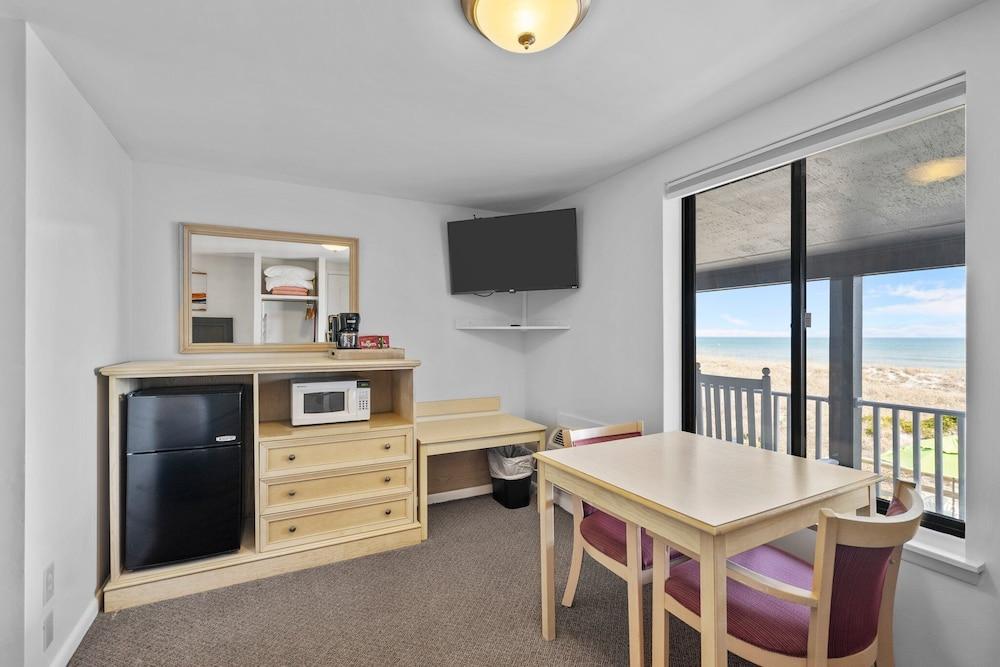 The Beach House photo 9