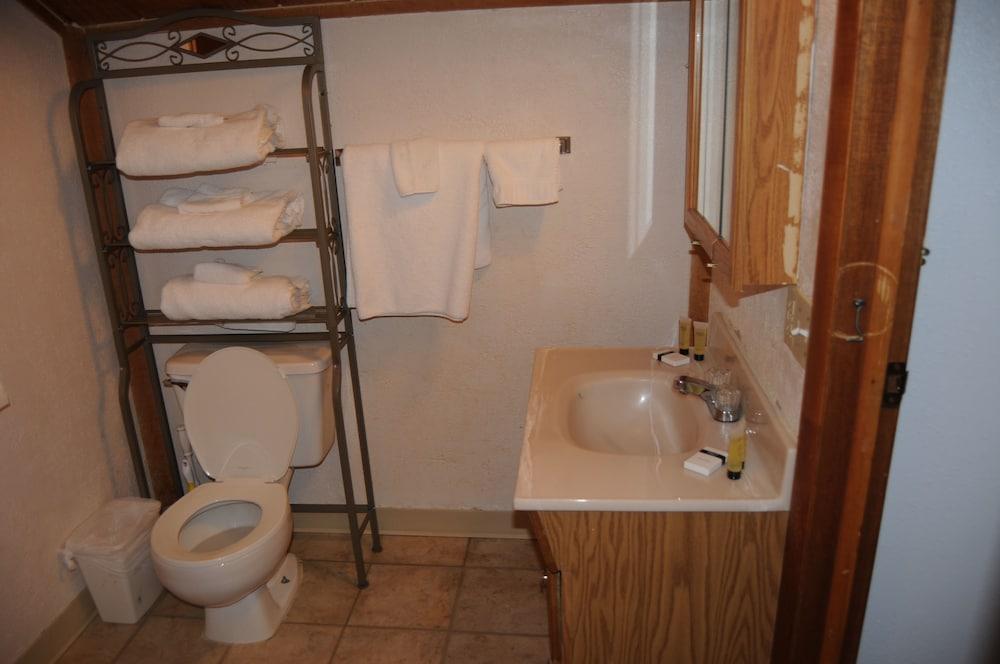 Yellowstone Motel - Adults Only photo 58