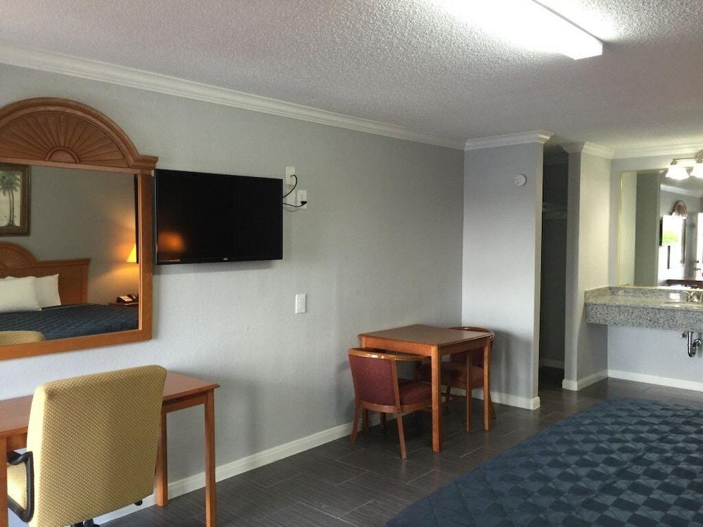 BESTWAY INN photo 5