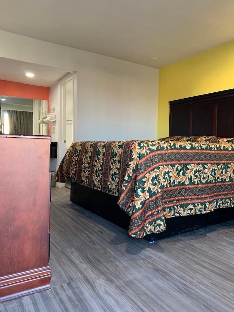 Super 7 Inn by Hotel O Dallas I 20 photo 28