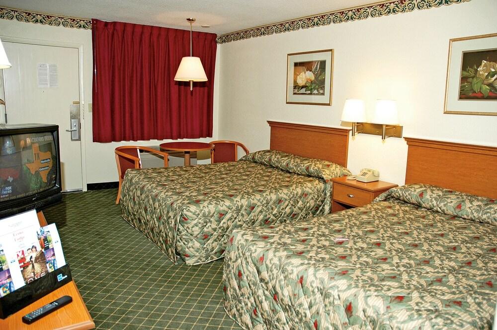 Economy Inn photo 23