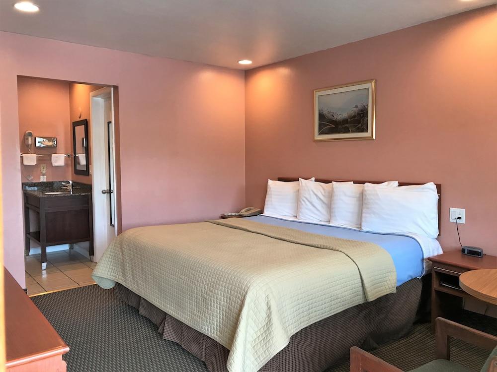 Bestway Inn photo 23