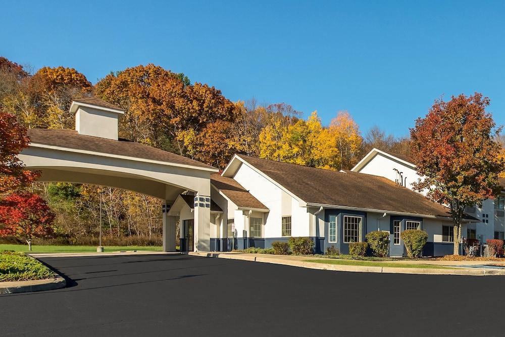 SureStay Plus Hotel by Best Western Highland Poughkeepsie photo 31