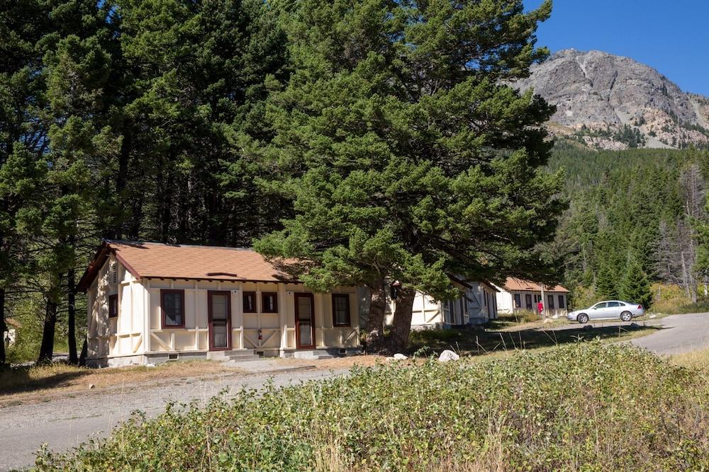 Rising Sun Motor Inn and Cabins - Inside the Park — hotel in East Glacier Park