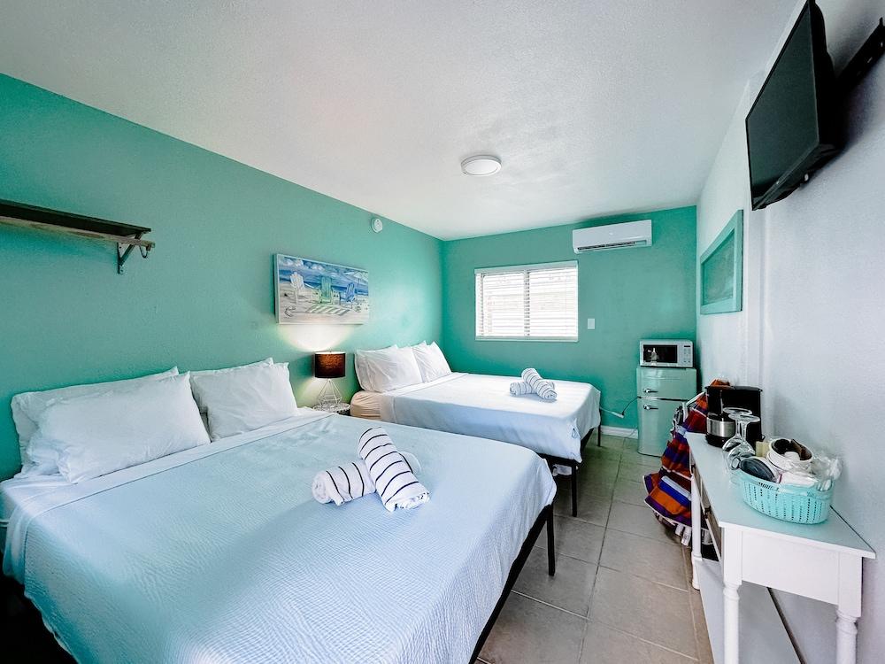 Cabanas of Treasure Island photo 25