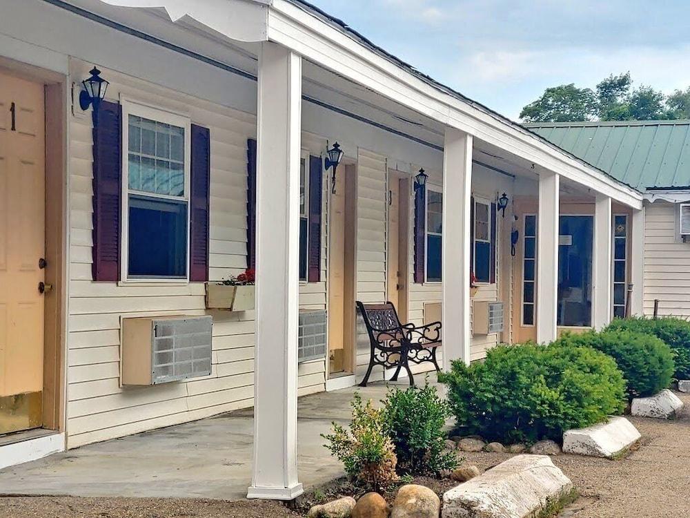 Covered Bridge Riverview Lodge — hotel in Jackson