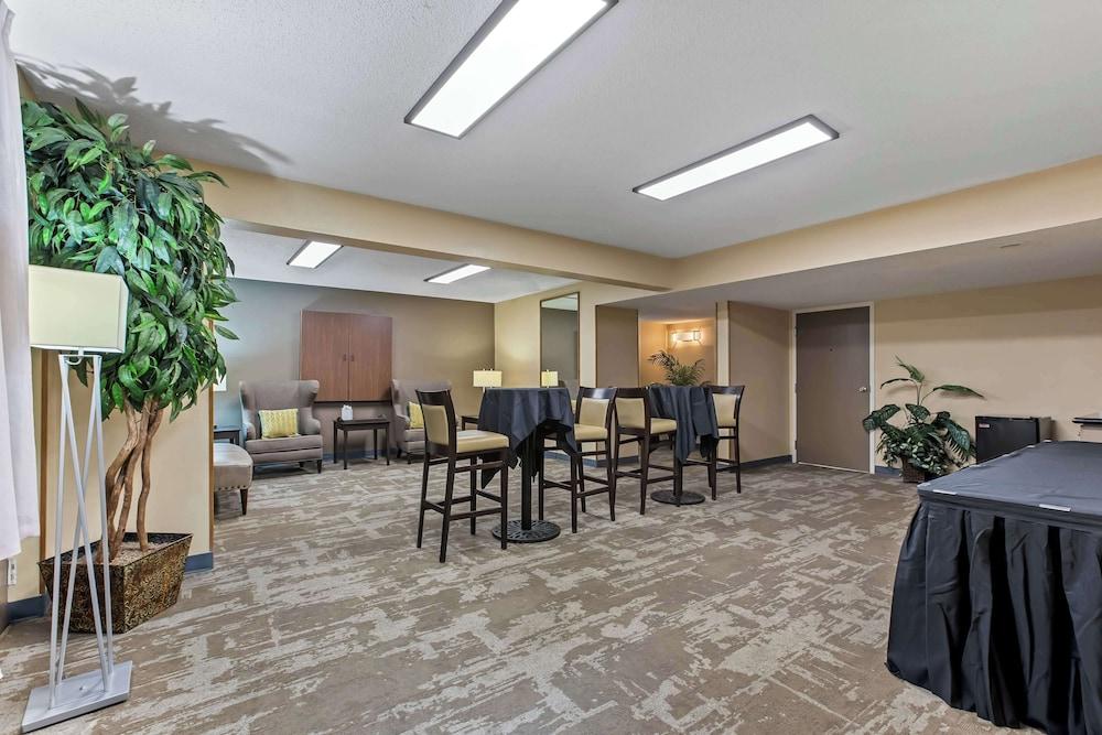 Best Western Downtown Casper Hotel photo 68