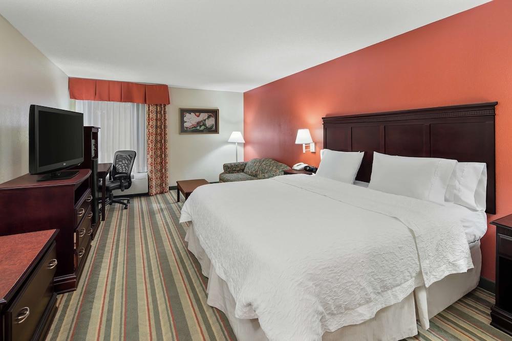 Hampton Inn Richmond-Southwest-Hull Street photo 7