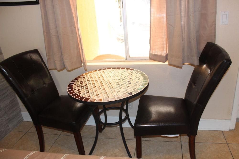 Schooner Hotel photo 35