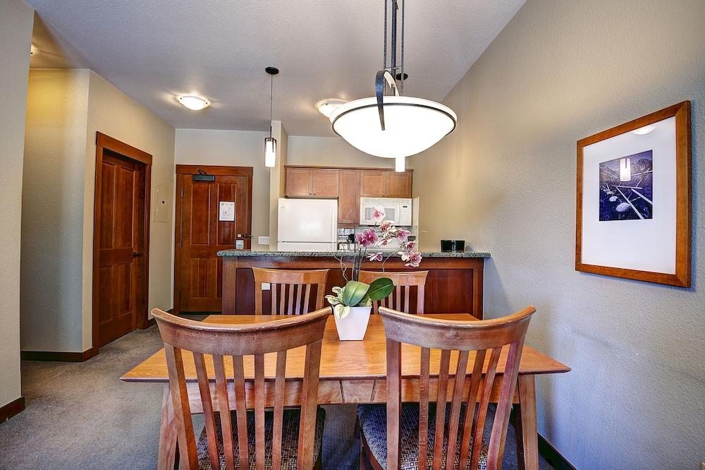 The Village at Palisades Tahoe photo 44