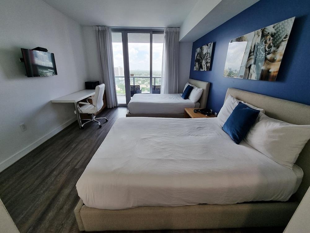 BW Luxury Suites photo 8