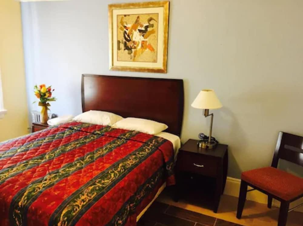 Aldrich Hotel photo 3