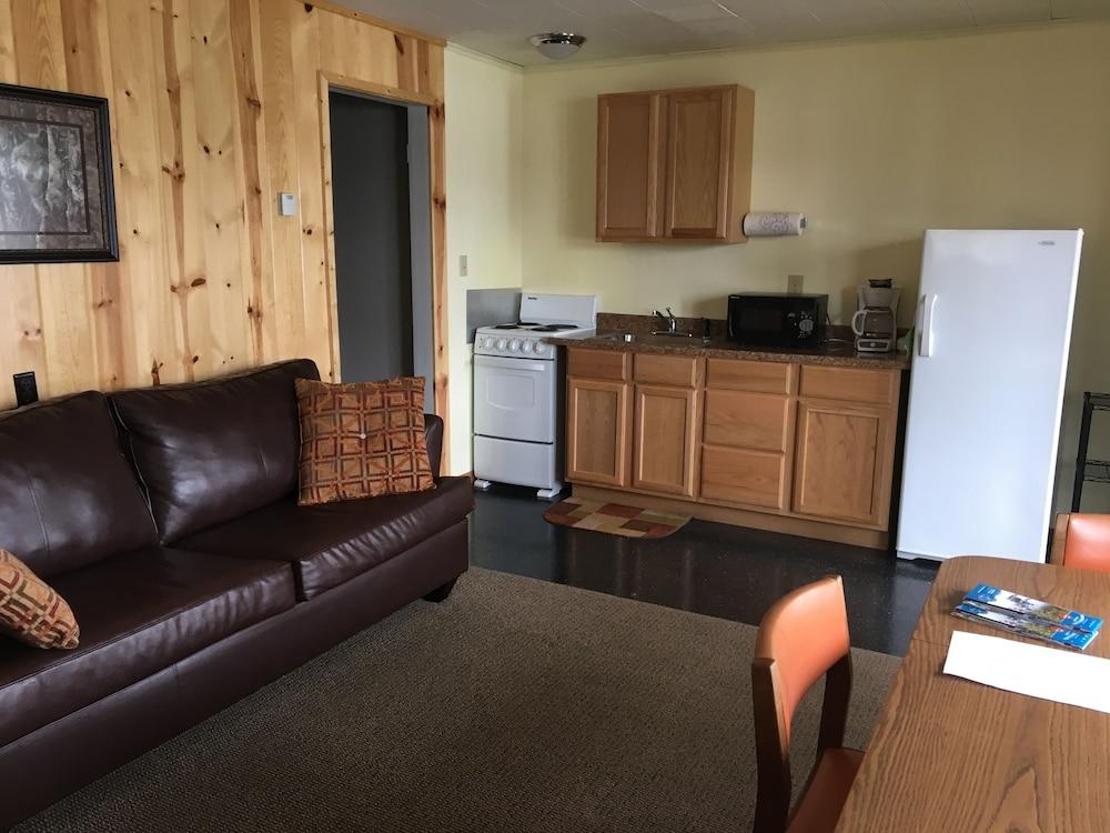 Dixon Lake Resort photo 16