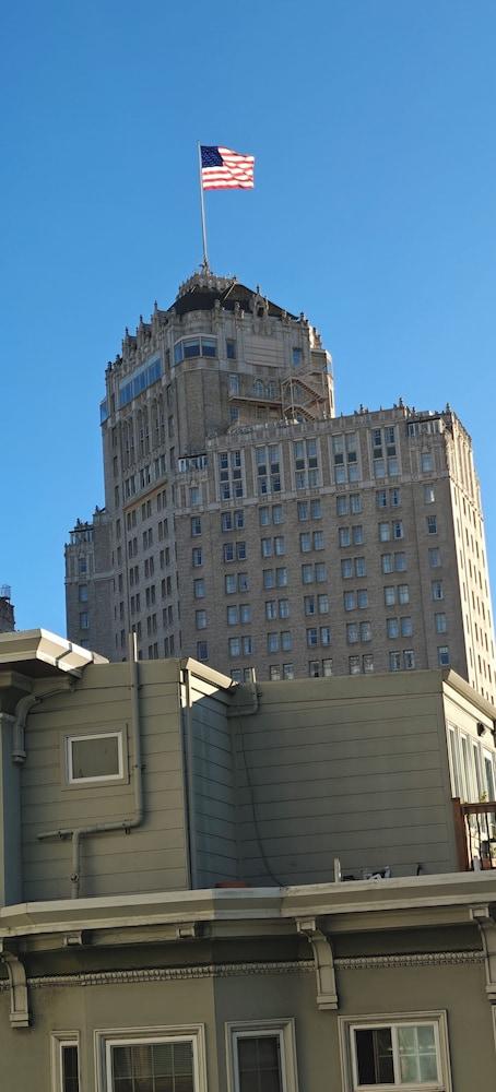 Nob Hill Inn photo 46