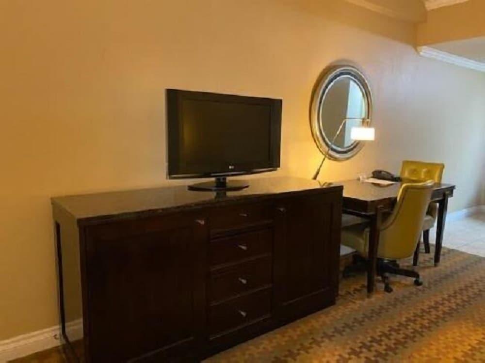 Hotel Saddleback Los Angeles - Norwalk photo 6
