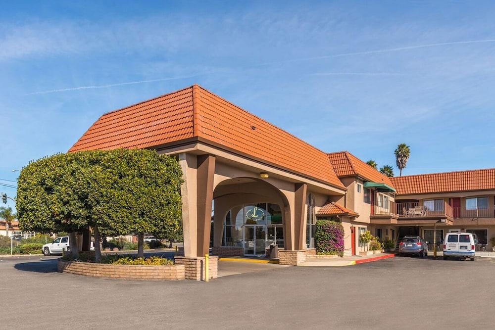 Laurel Inn Motel photo 58