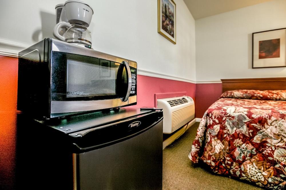 White Marsh Motel photo 8