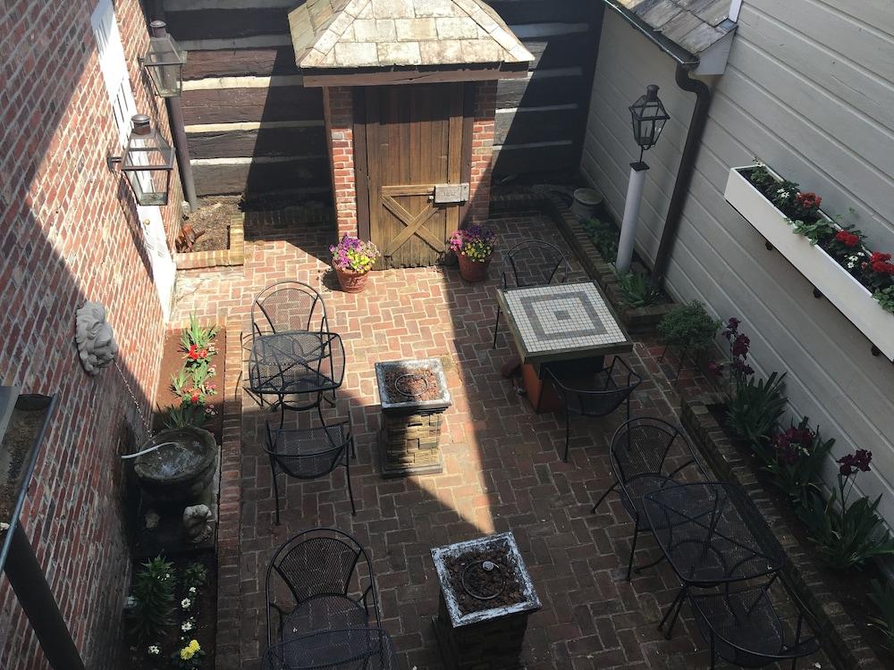 Spread Eagle Tavern and Inn photo 31