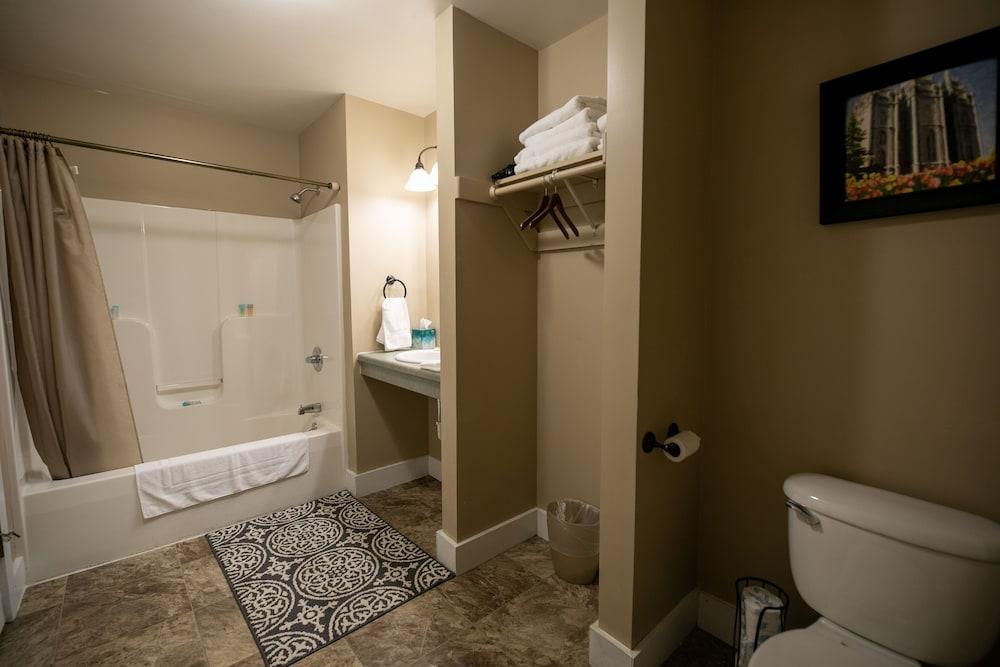 Nauvoo Temple House Hotel photo 77