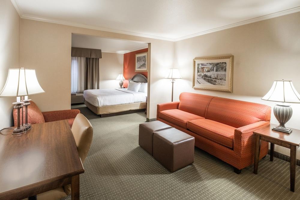The Elms Hotel photo 2