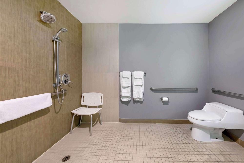 BLVD Hotel and Studios Universal-Hollywood, an Ascend Collection Hotel photo 99