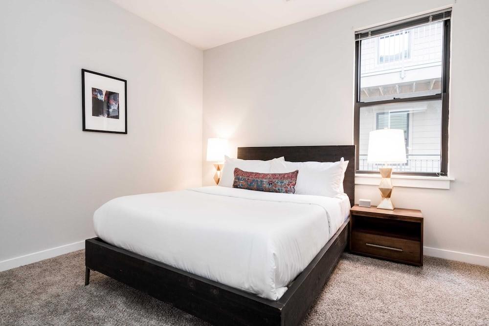 CozySuites Music Row photo 78