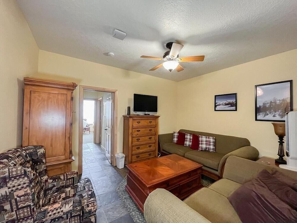 CBL 2314 photo 3