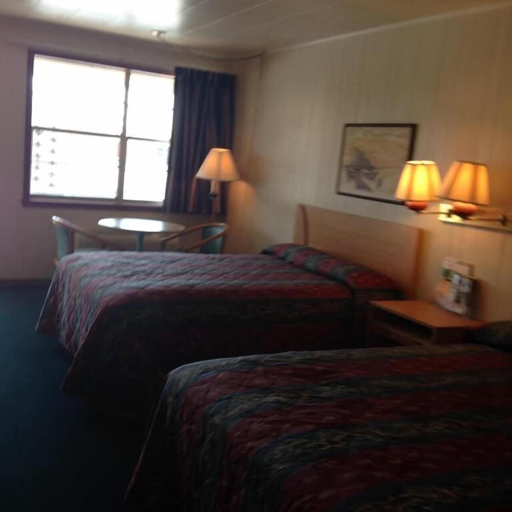 Royal Inn photo 14