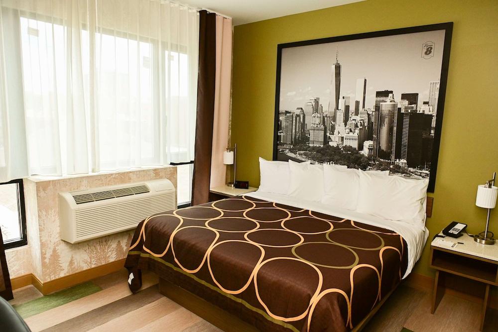Super 8 by Wyndham Bronx Near Botanical Garden photo 9