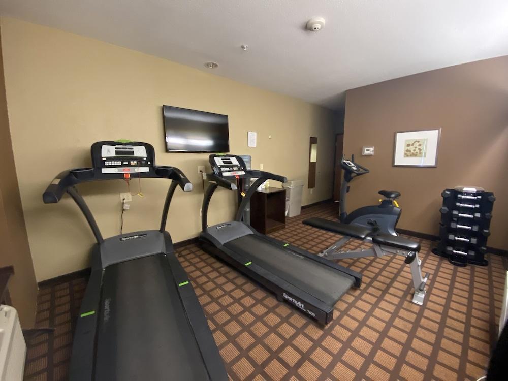 Microtel Inn & Suites by Wyndham Kenedy/Karnes City photo 34