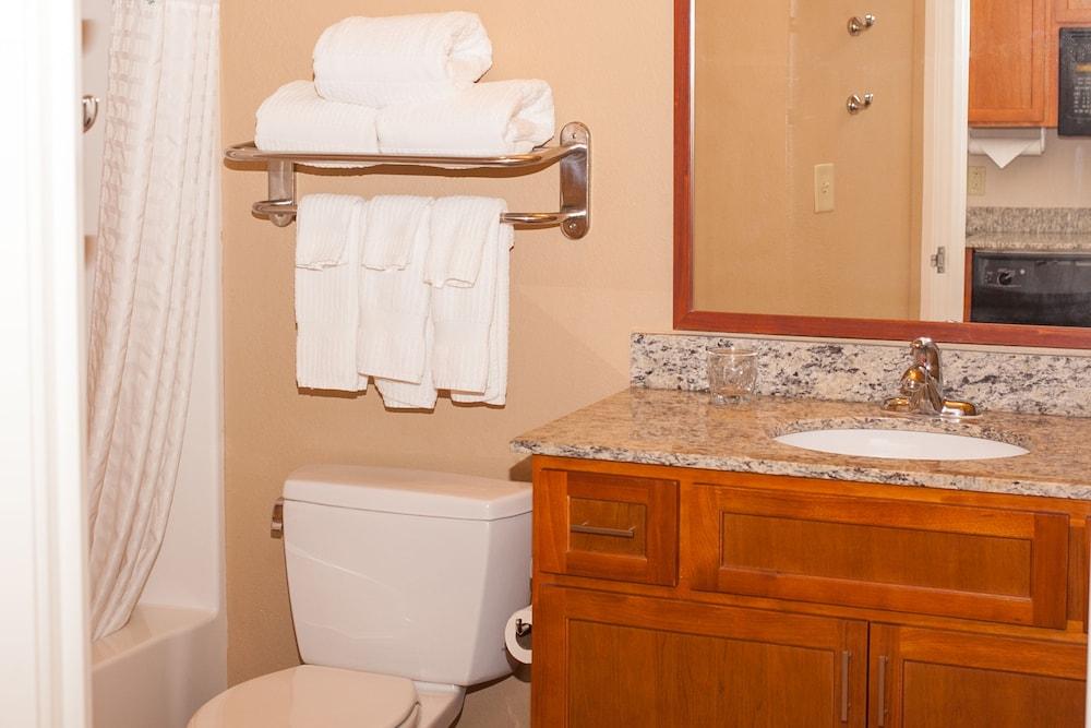 Candlewood Suites Logan by IHG photo 7