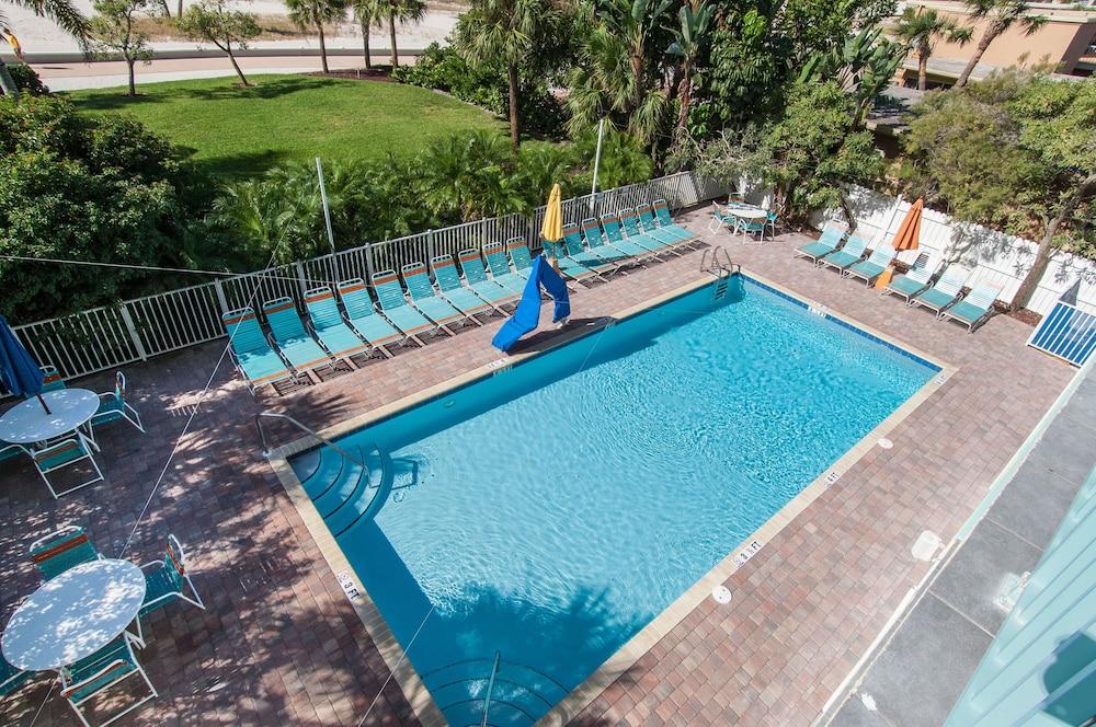 South Beach Oceanfront Resort photo 88