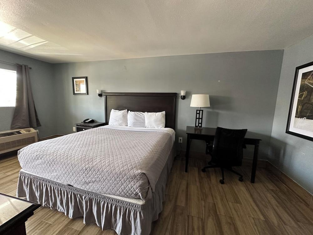 Home Suites Hill Country photo 43