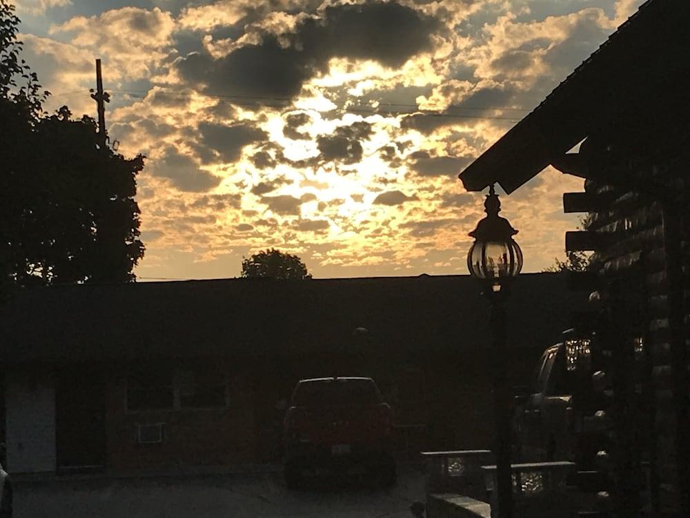 The Inn At Gull Lake photo 22