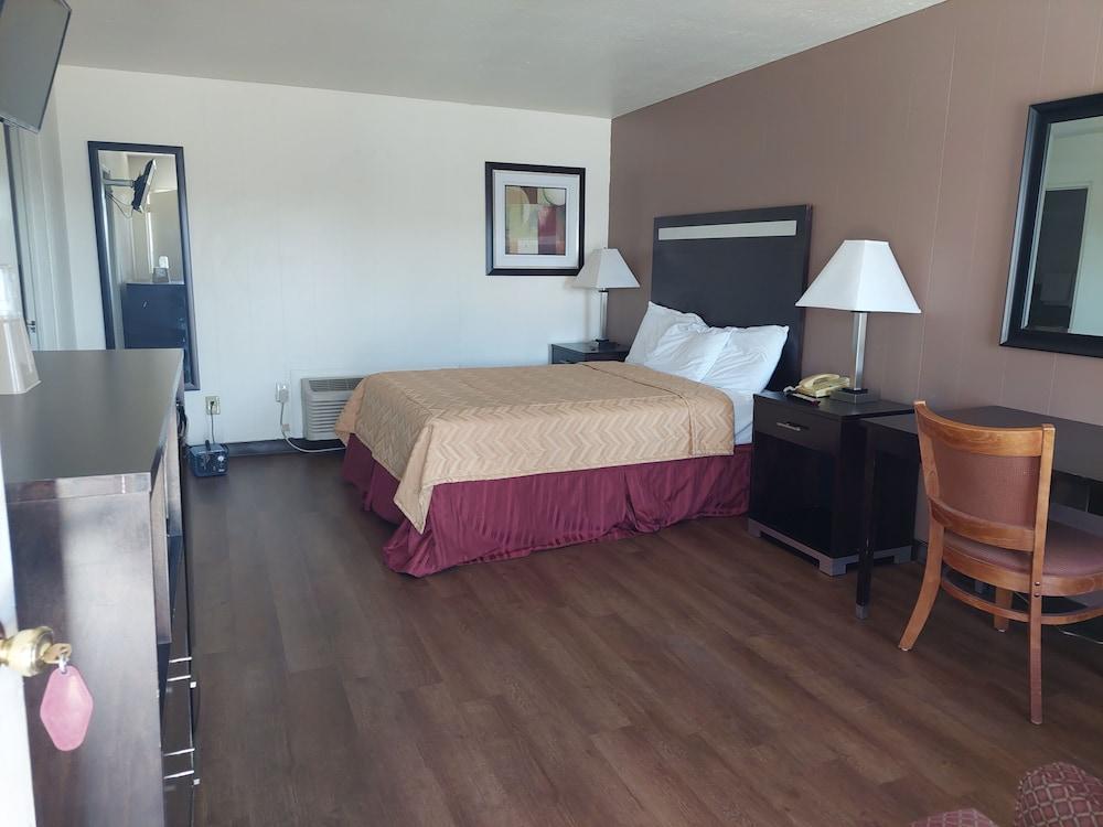 Budget Inn photo 19