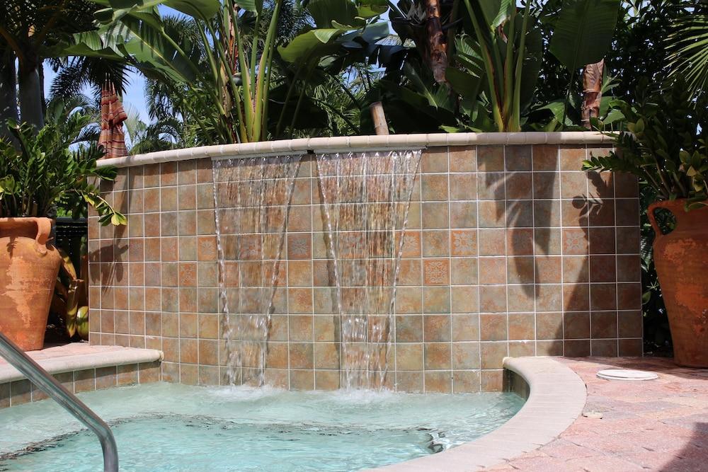 The Cabanas Guesthouse & Spa - Caters to Gay Men photo 40