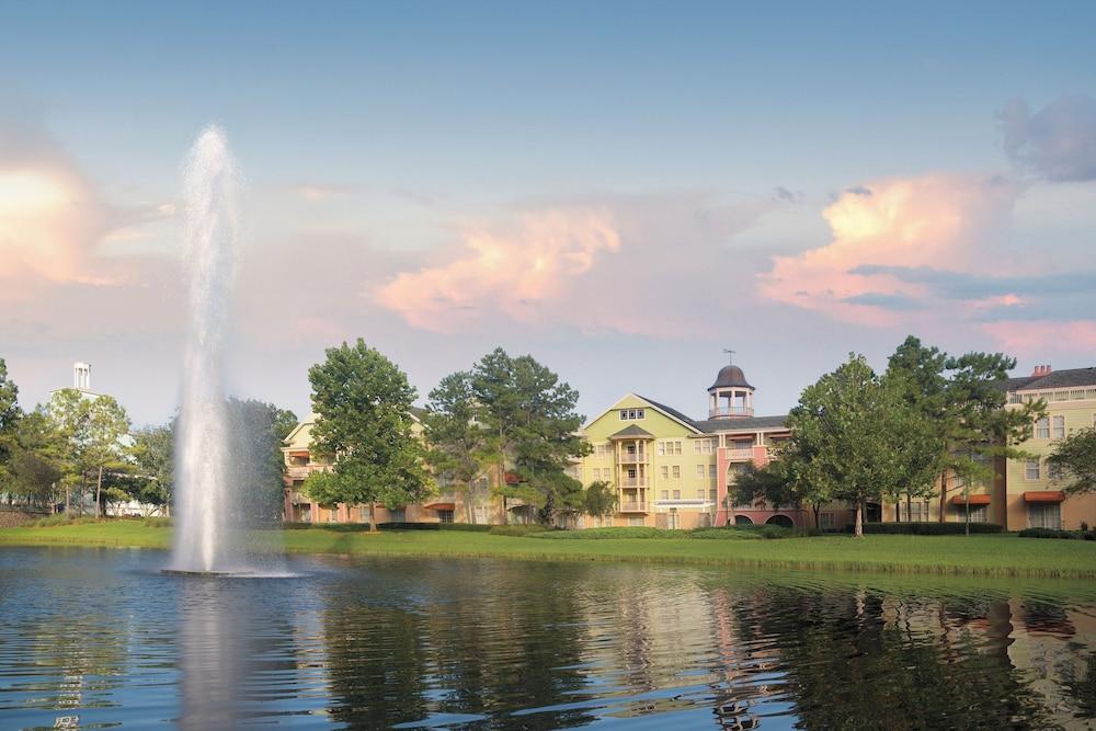 Disney's Saratoga Springs Resort & Spa — hotel in Lake Buena Vista