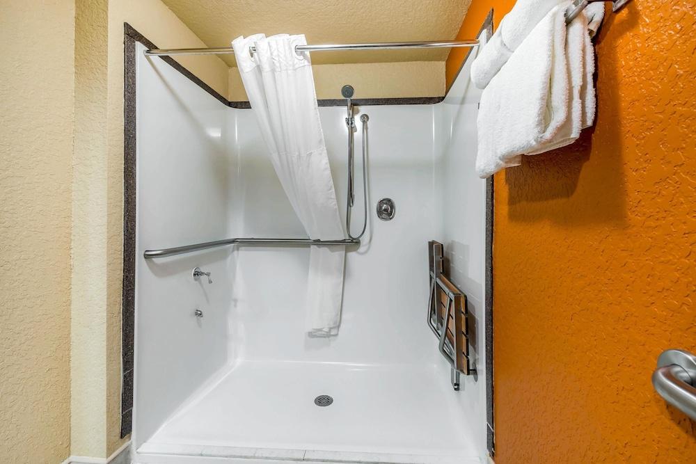 Sleep Inn and Suites - Ocala / Belleview photo 34