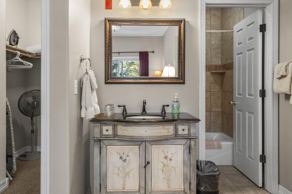 Breckenridge Boutique Hotel photo 96